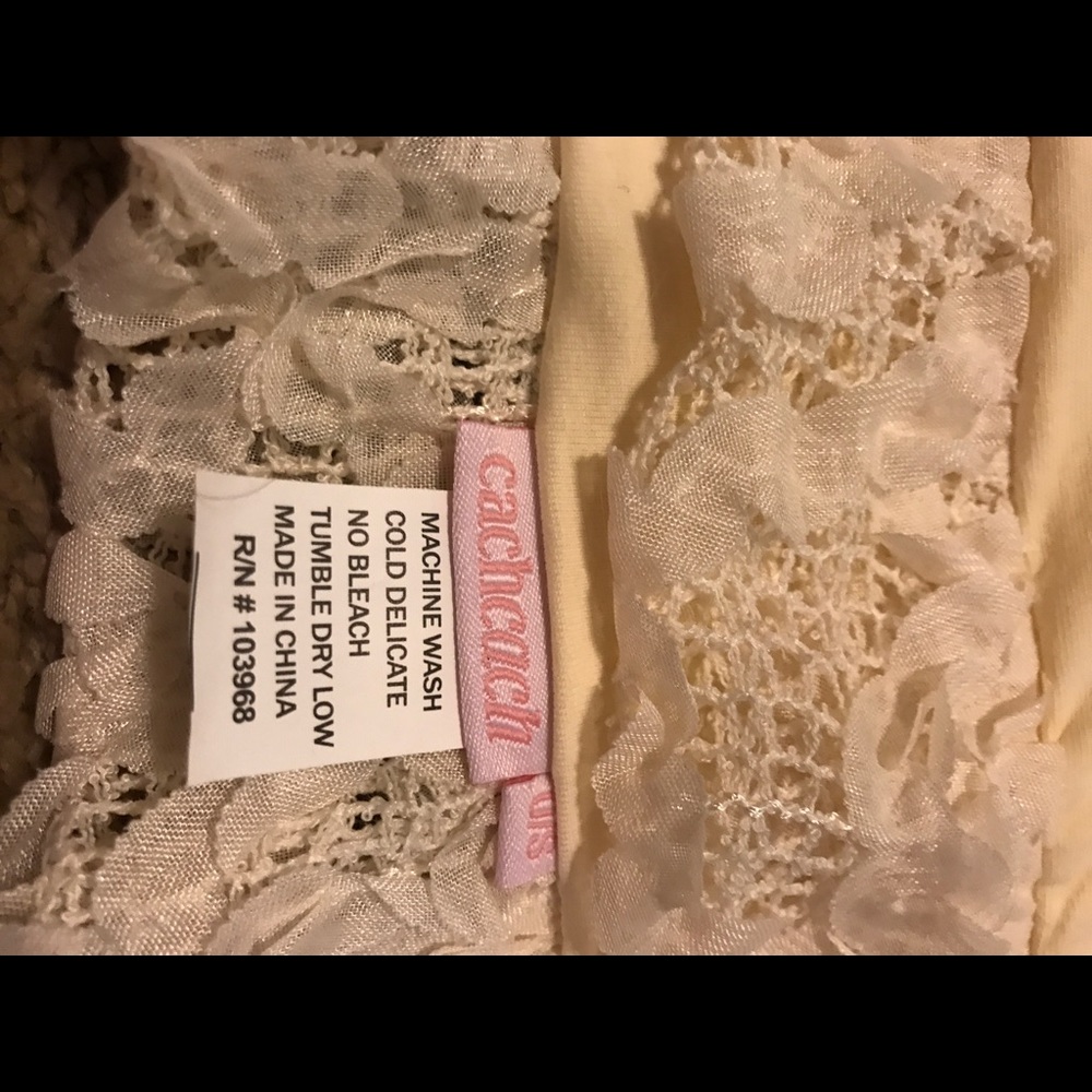 Cachcach baby blanket